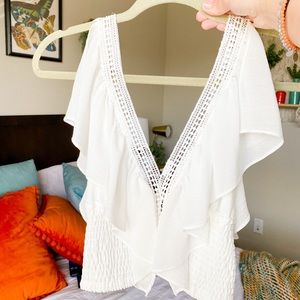 Flowy white boutique top